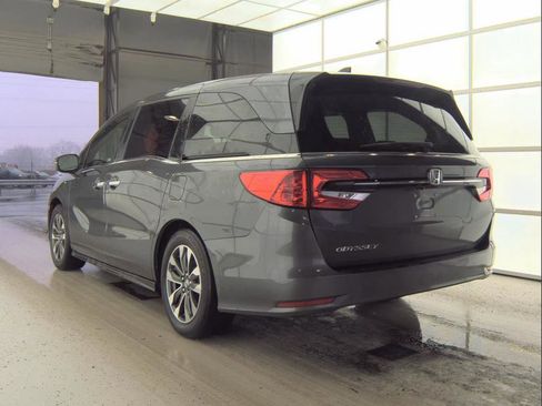Used 2023 Honda Odyssey EX-L image 3