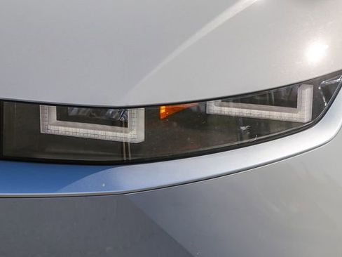 Certified 2023 Hyundai Ioniq 5 SEL image 7