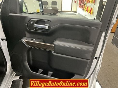 Used 2021 Chevrolet Silverado 1500 LT w/ Safety Package II AWD/4WD image 33