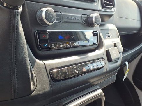 New 2026 RAM ProMaster 3500 w/ Safety Group FWD image 10