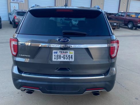 Used 2018 Ford Explorer Limited image 10