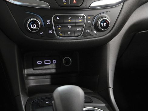 Certified 2022 Chevrolet Equinox LT image 14