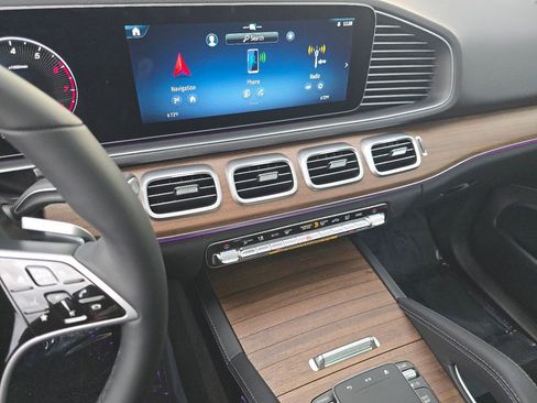 New 2026 Mercedes-Benz GLE 450 4MATIC image 31