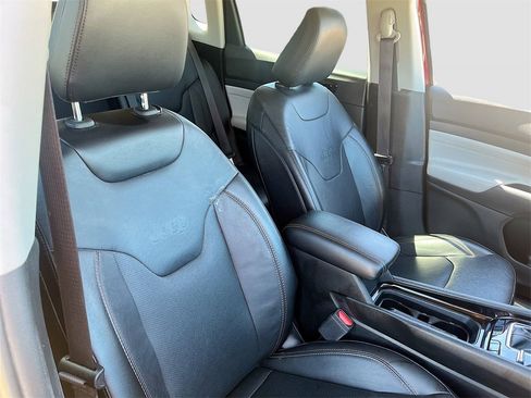 Used 2022 Jeep Compass Limited image 27