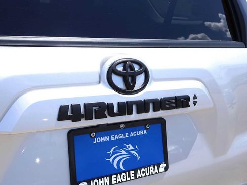 Used 2023 Toyota 4Runner SR5 Premium w/ Moonroof Package RWD image 7