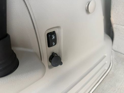 Used 2015 Lincoln MKX FWD w/ Equipment Group 102A image 23