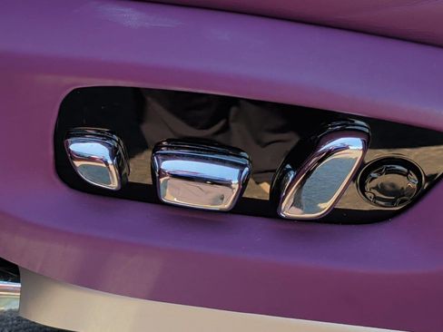 Used 2025 Rolls-Royce Cullinan AWD/4WD image 16
