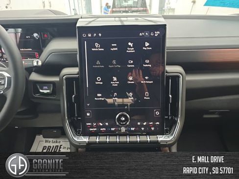 New 2026 GMC Yukon XL Denali w/ Sun & Power Step Package AWD/4WD image 17