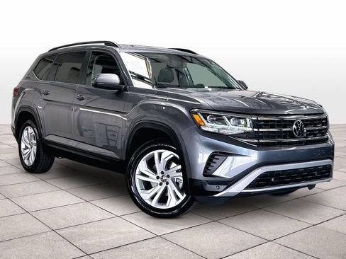 Used 2023 Volkswagen Atlas SE FWD image 3