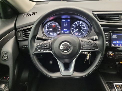Used 2020 Nissan Rogue S FWD image 22