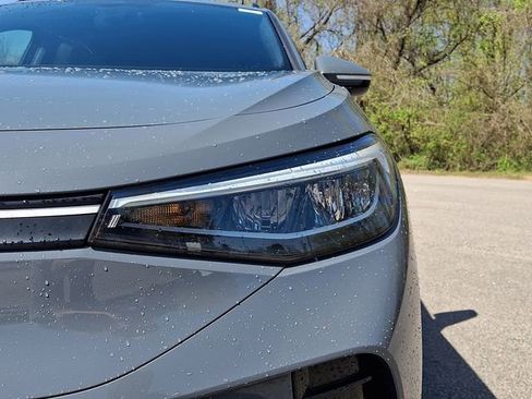 Used 2023 Volkswagen ID.4 Pro image 11