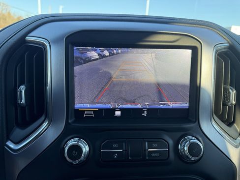 Used 2019 GMC Sierra 1500 SLT w/ SLT Premium Plus Package image 22