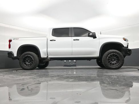 Used 2023 Chevrolet Silverado 1500 ZR2 w/ ZR2 Bison Edition AWD/4WD image 25