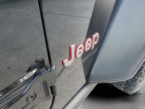 Certified 2023 Jeep Wrangler Rubicon image 32