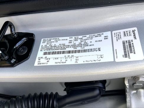 Used 2019 Ford F150 XLT w/ Equipment Group 302A Luxury AWD/4WD image 33