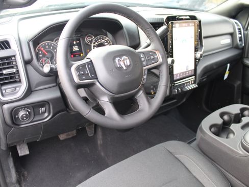 Used 2025 RAM 2500 Big Horn image 11