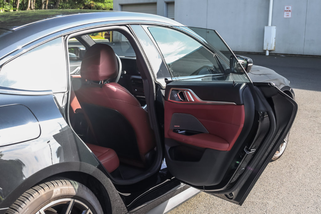 Used 2025 BMW i4 xDrive40i w/ M Sport Package AWD/4WD image 20