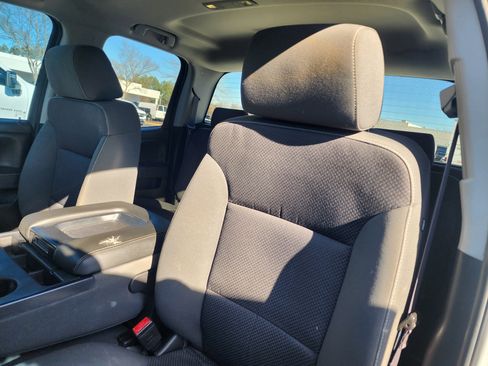 Used 2017 Chevrolet Silverado 1500 LT w/ All Star Edition image 22