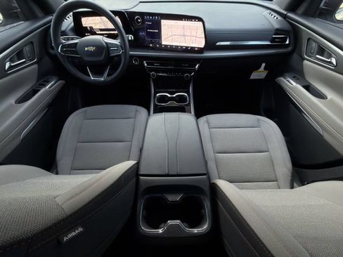 New 2026 Chevrolet Traverse LT FWD image 10