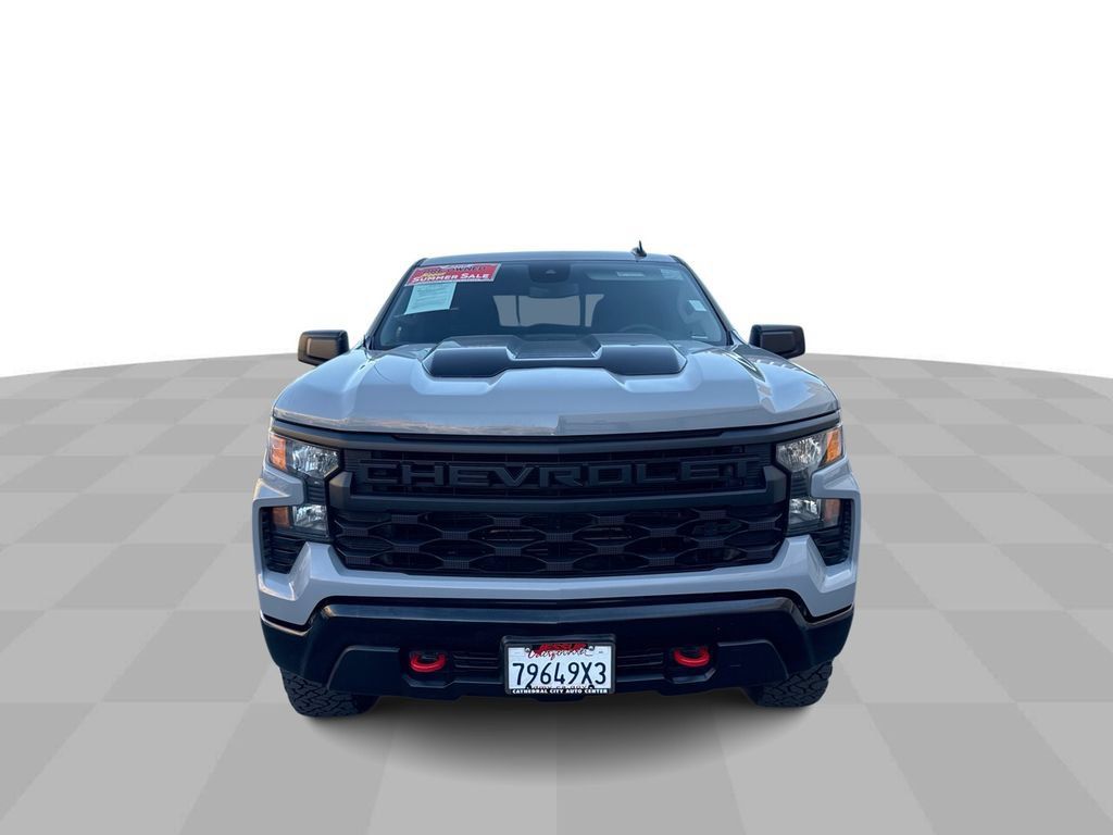 Used 2024 Chevrolet Silverado 1500 Custom Trail Boss w/ LPO, Dark Essentials Package AWD/4WD image 3
