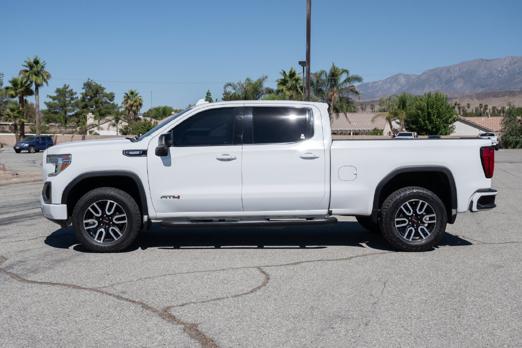 Used 2020 GMC Sierra 1500 AT4 w/ AT4 Premium Package AWD/4WD image 8
