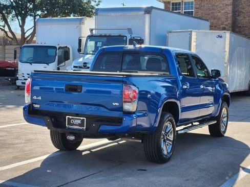 Used 2017 Toyota Tacoma Limited image 15