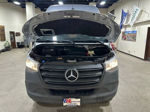 Used 2019 Mercedes-Benz Sprinter 4x4 170 image 45