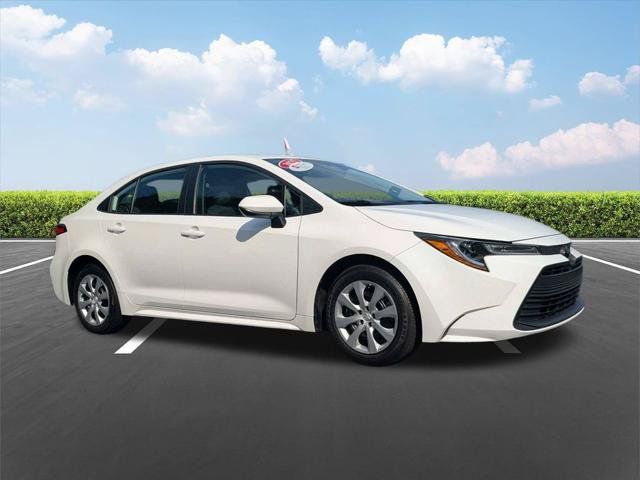 Certified 2025 Toyota Corolla LE FWD image 6