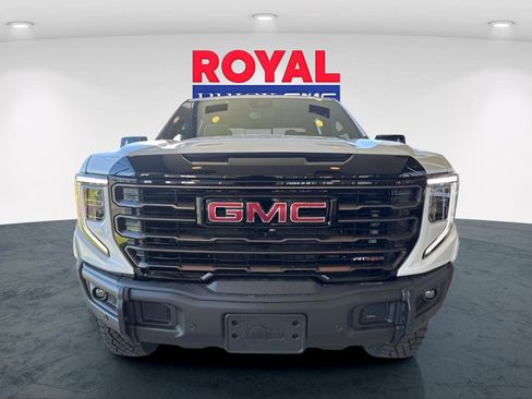 New 2026 GMC Sierra 1500 AT4X image 8