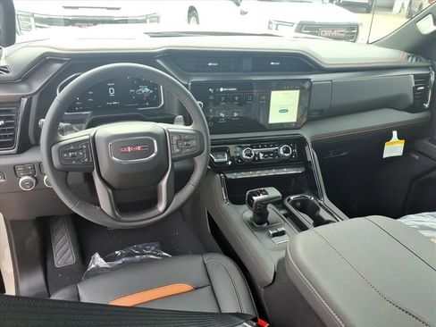 New 2026 GMC Sierra 1500 AT4 w/ AT4 Premium Package AWD/4WD image 18