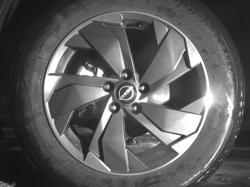 Used 2025 Nissan Rogue SV AWD/4WD image 12