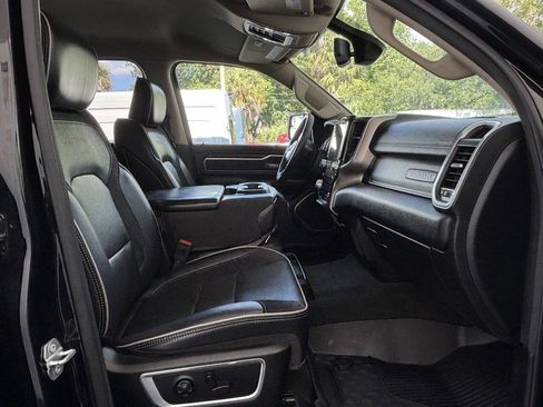 Used 2020 RAM 1500 Laramie RWD image 33