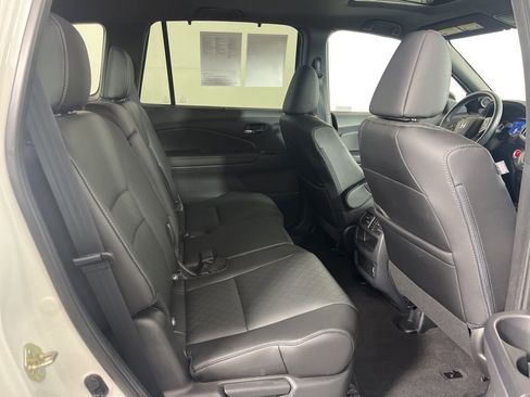 Used 2020 Honda Passport EX-L image 11