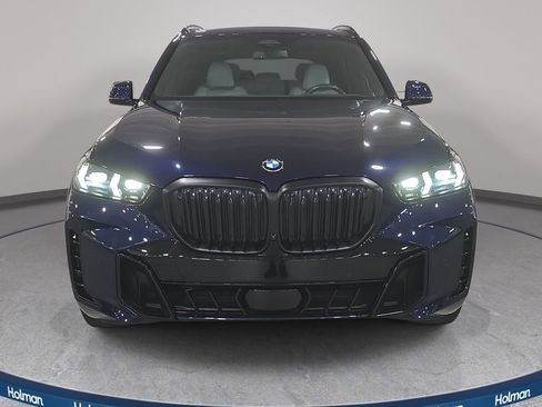 Certified 2024 BMW X5 xDrive40i w/ M Sport Package AWD/4WD image 2