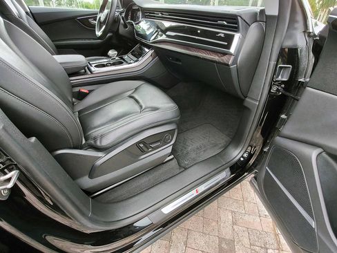 Used 2023 Audi Q8 Premium Plus w/ Premium Plus Package AWD/4WD image 43