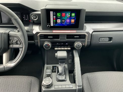 New 2026 Toyota 4Runner SR5 AWD/4WD image 11