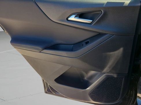 New 2026 Chevrolet Equinox LT w/ Safety and Technology Package FWD image 14