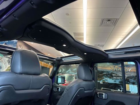 New 2026 Jeep Wrangler Unlimited Rubicon image 6