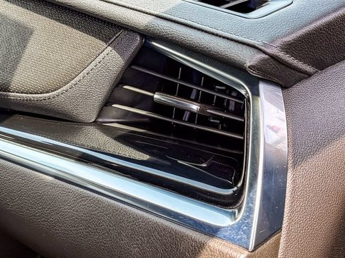 Certified 2023 Cadillac XT6 Luxury FWD image 30
