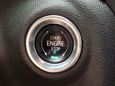 Used 2020 GMC Sierra 1500 Elevation w/ Elevation Value Package AWD/4WD image 22
