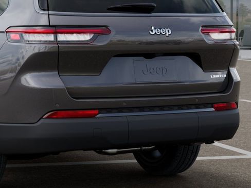 New 2026 Jeep Grand Cherokee L Limited image 13