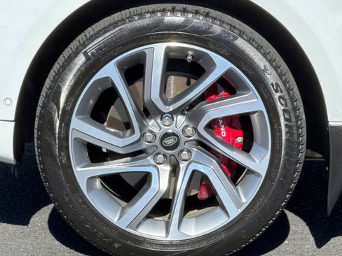 Used 2018 Land Rover Range Rover Sport HSE Dynamic AWD/4WD image 12