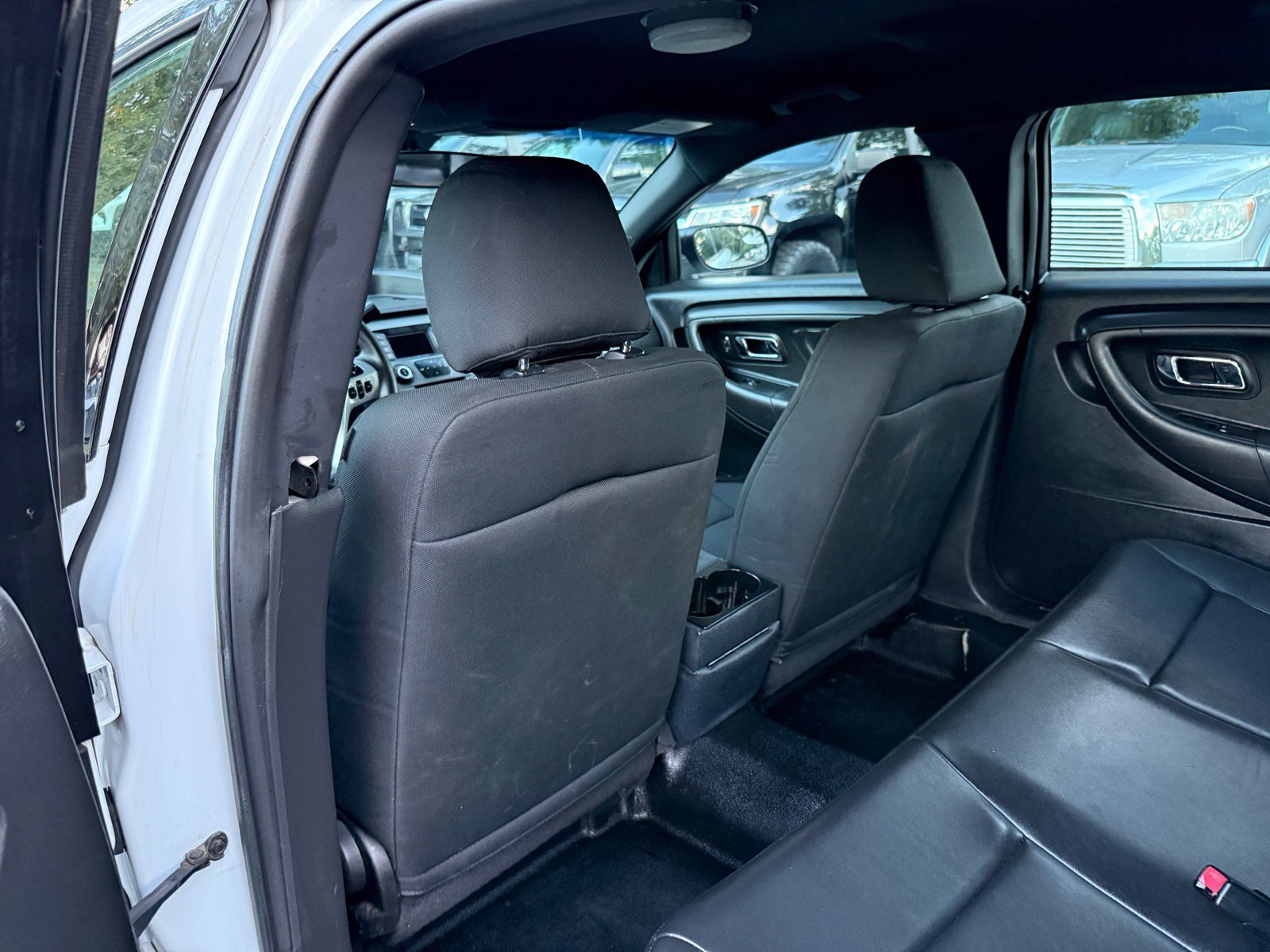 Used 2017 Ford Taurus Police Interceptor AWD image 22