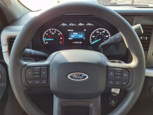 Used 2025 Ford F250 XL w/ XL Chrome Package AWD/4WD image 8