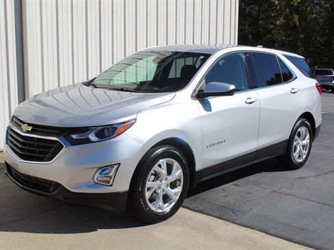 Used 2020 Chevrolet Equinox LT image 1