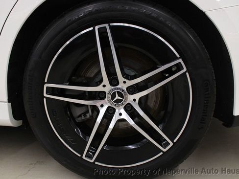 Used 2025 Mercedes-Benz E 450 4MATIC Sedan image 13