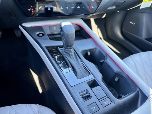 New 2026 Nissan Sentra SL w/ Floor Mat Package FWD image 22