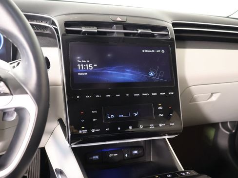 Certified 2023 Hyundai Tucson Limited image 5