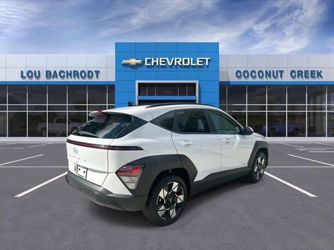 Used 2025 Hyundai Kona SEL FWD image 8