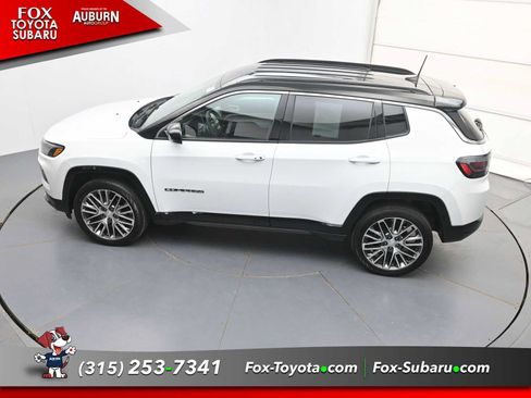 Used 2023 Jeep Compass Limited w/ Elite Group AWD/4WD image 34